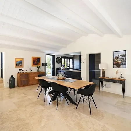 1400 Bellevue Piscine Chauffee Et Ocean