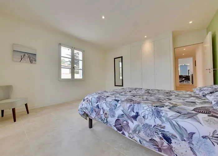 1400 Bellevue Piscine Chauffee Et Ocean